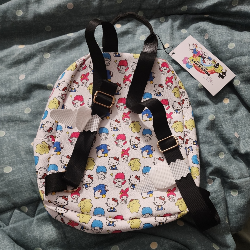 Hello Kitty and Friends mini backpack - Picture 3 of 6